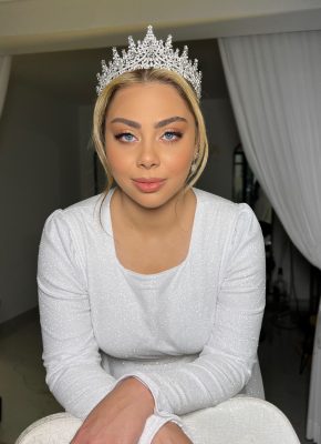Facetune_22-12-2024-11-55-57